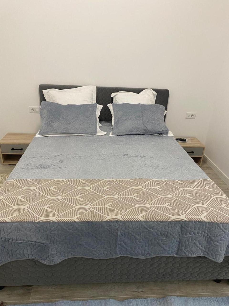 Apartament Satina Craiova Buitenkant foto