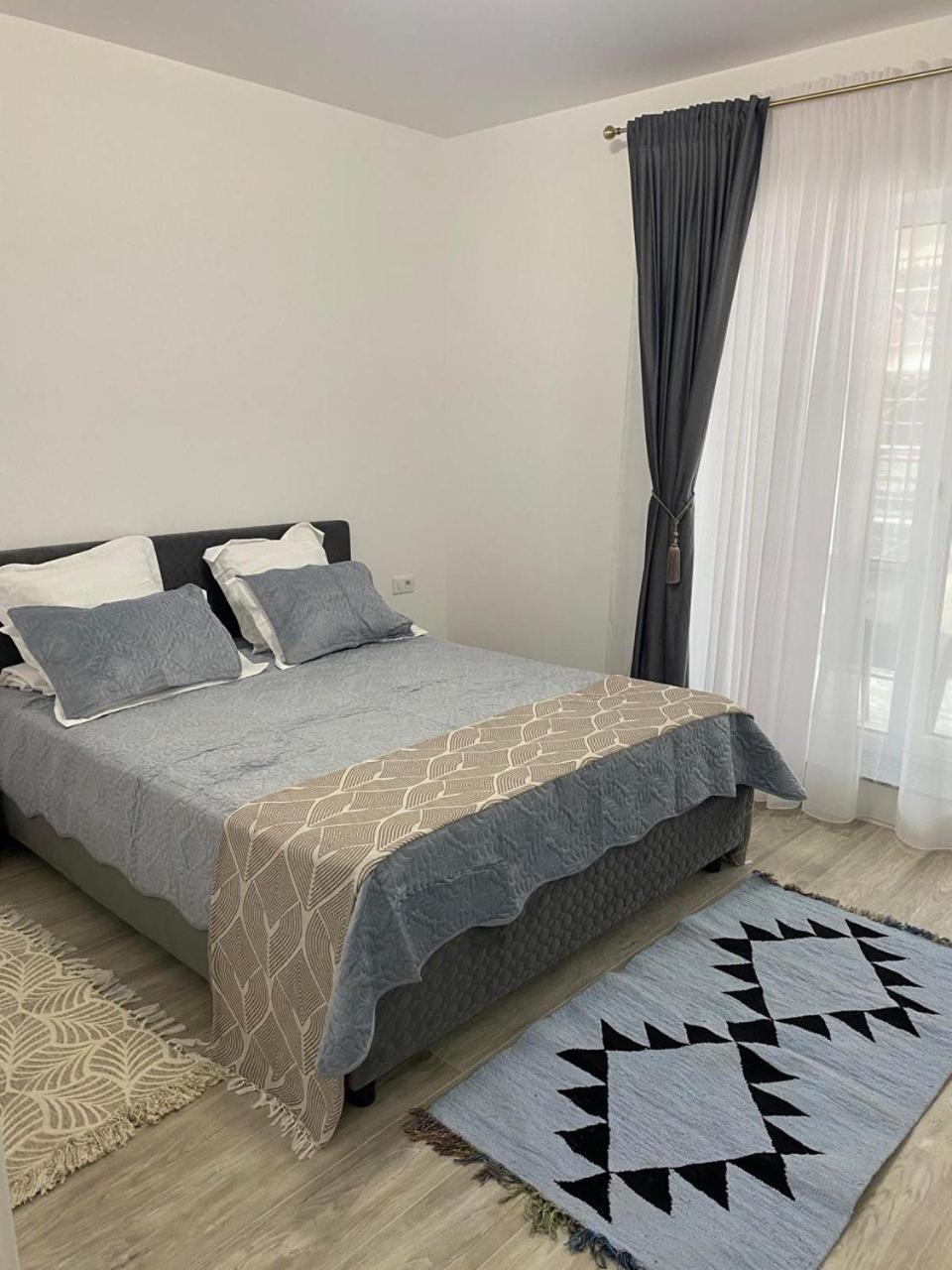 Apartament Satina Craiova Buitenkant foto